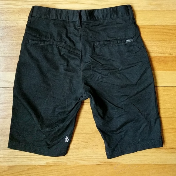 Volcom tailored shorts - Picture 2 of 3
